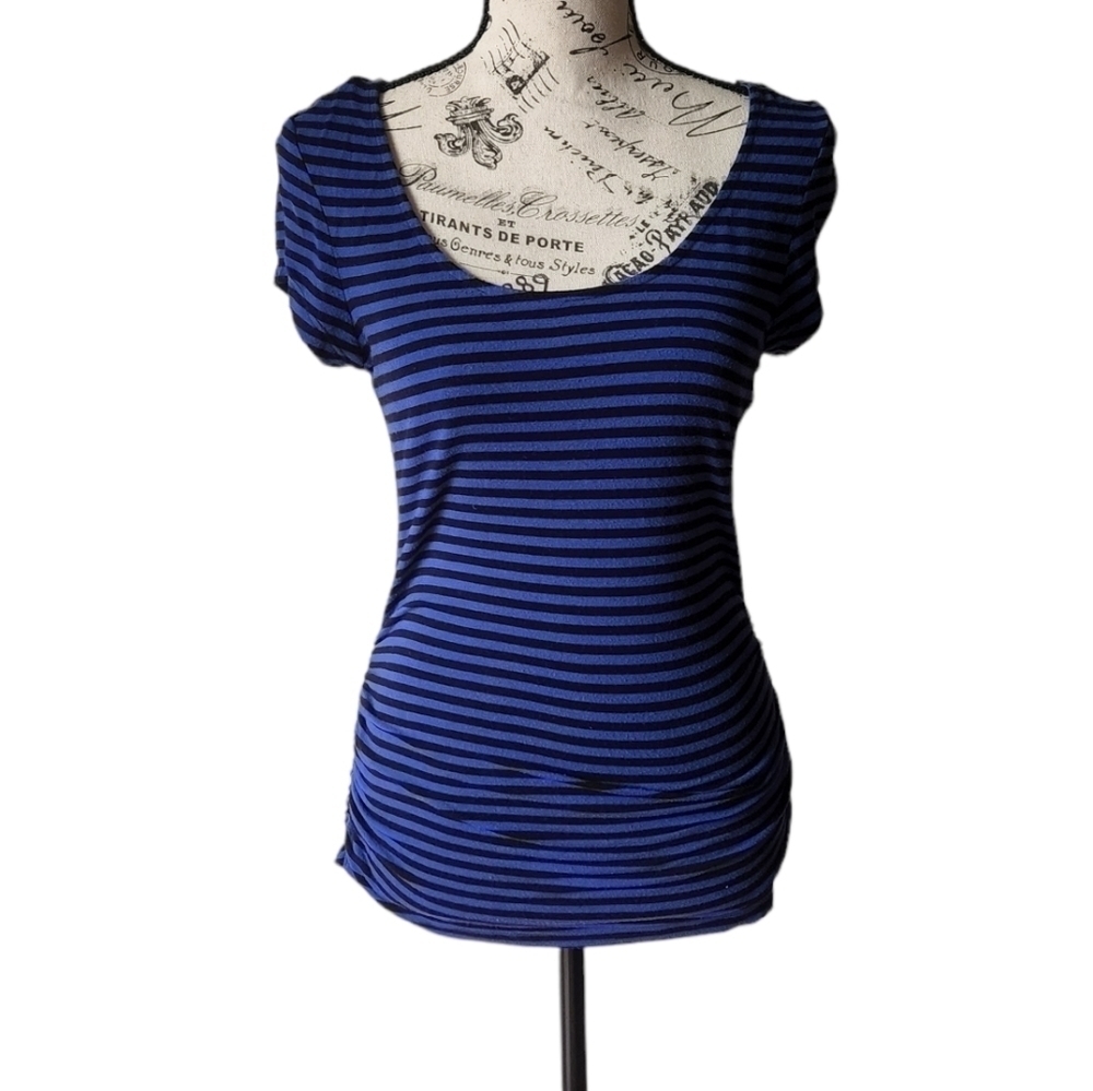 Cross back tee - Picture 3 of 3